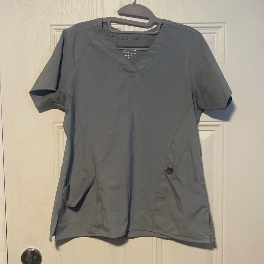 Women’s scrub top